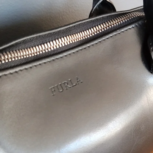 Furla Black Leather Handbag - Picture 2 of 16